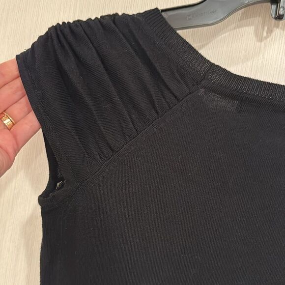 Black dress 👗 - Picture 7 of 7